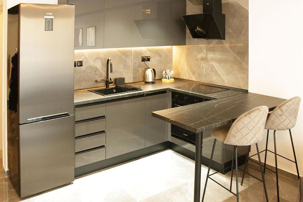 P J Luxury Suites Сере Экстерьер фото